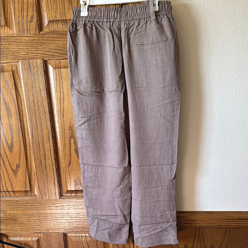 Cozy Earth Women's Sunset Crop Pant - Picture 7 of 8